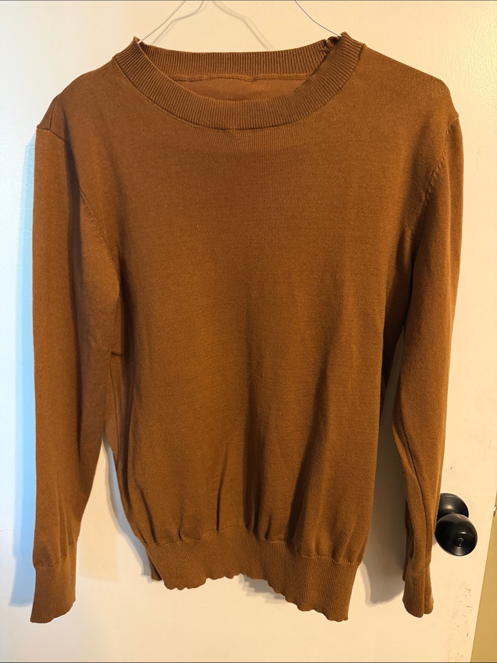 Men's Crewneck Sweater in Warm Brown stretch fit